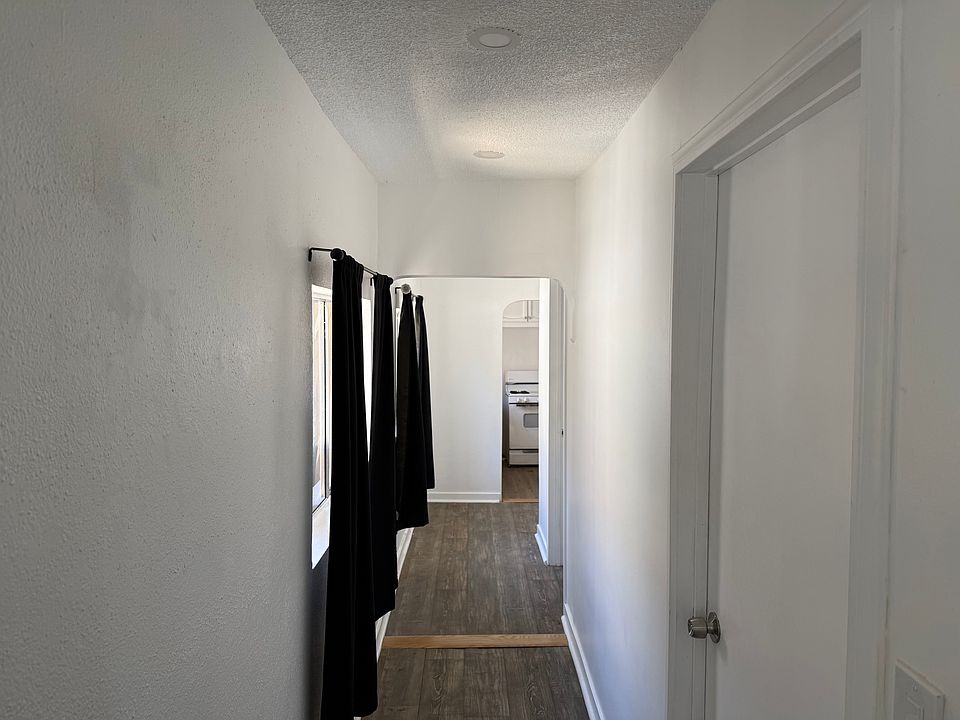 2nd image of 2032 Wilson Ave
