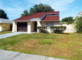 2907 Cedaridge Dr, Tampa, FL 33618