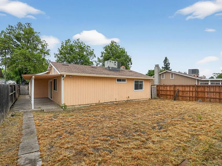 2524 Pemberton Ct — Photo 29