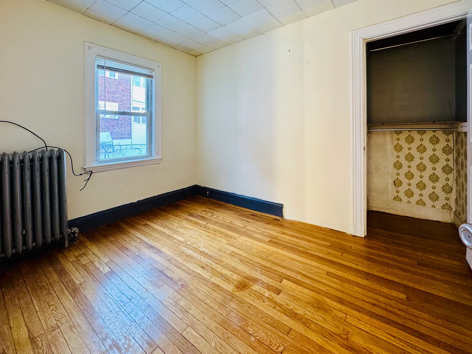 4 bed, $4,200 — Photo 4