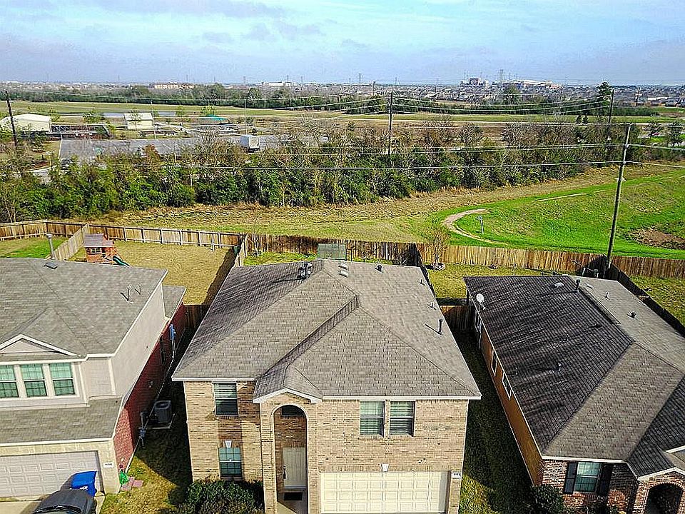 1st image of 8122 Yaupon View Dr