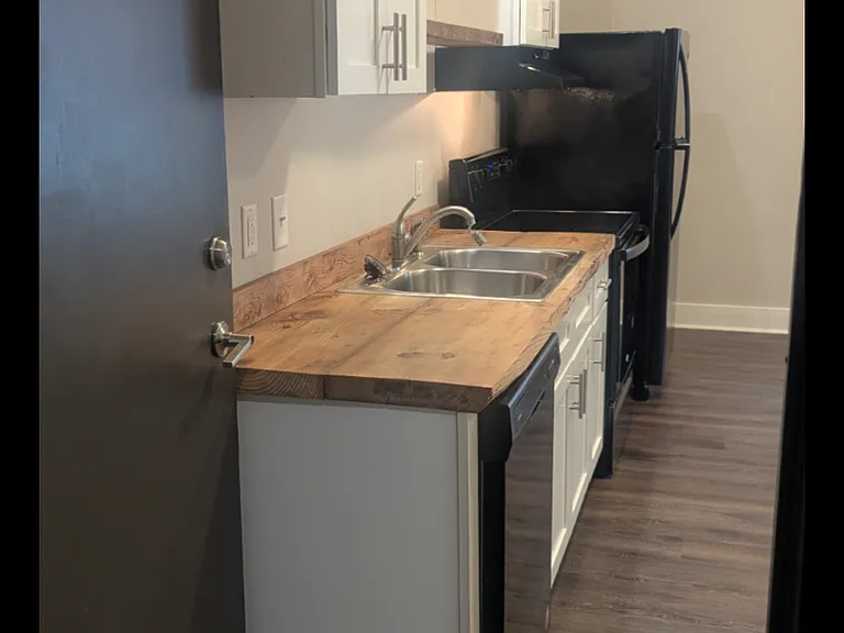 4 S King St #207 — Photo 10