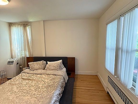 5th image of 792 Brighton Ave