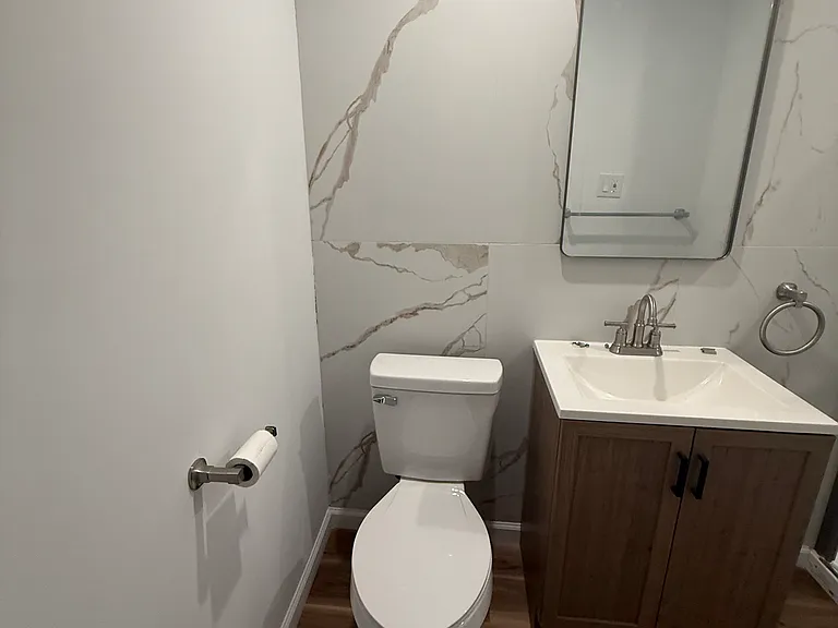 2321 Arctic Ave #1 — Photo 2
