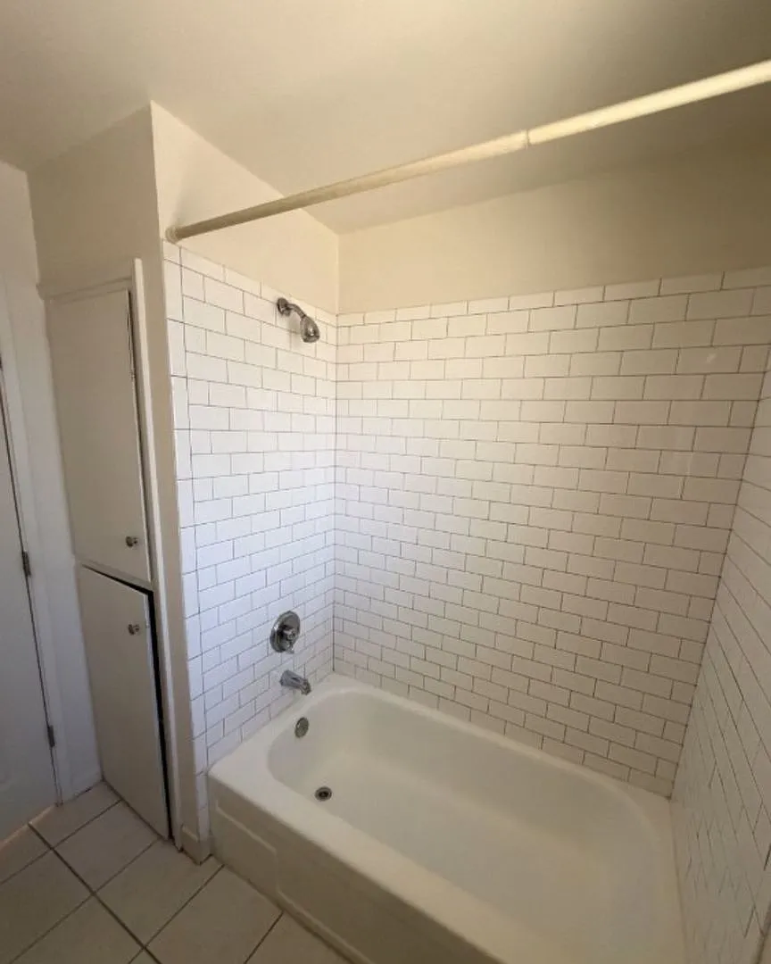 Cha-Ray Apartments — Photo 4