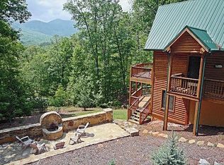 131 Youngs Mountain Dr, Lake Lure, NC 28746