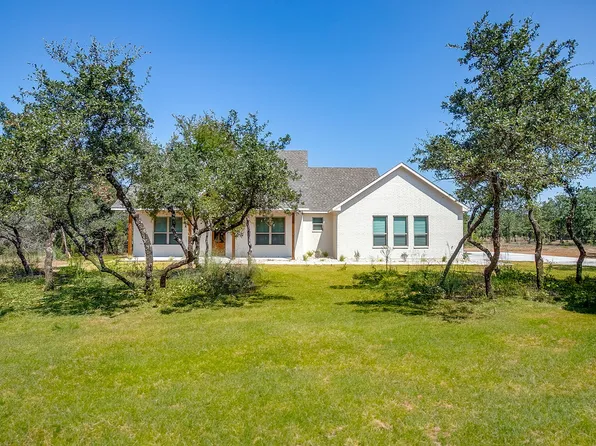 3347 N Lakeview Dr, Palo Pinto, TX 76484