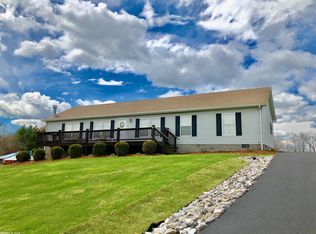 1321 Chrisman Mill Rd, Christiansburg, VA 24073