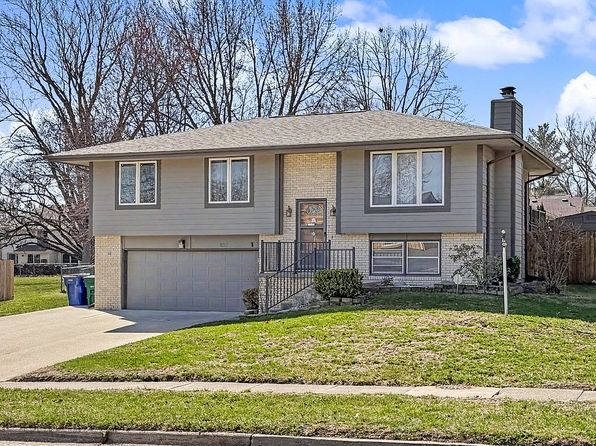 8212 Parkview Dr