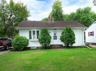 1805 7th Ave N, Grand Forks, ND 58203