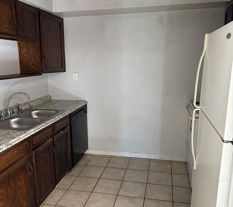 1st image of 3407 N Paiute Way