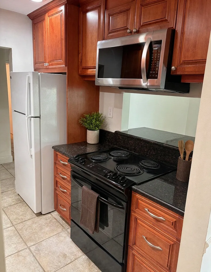 1 bed, 740 sqft, $1,395 — Photo 4