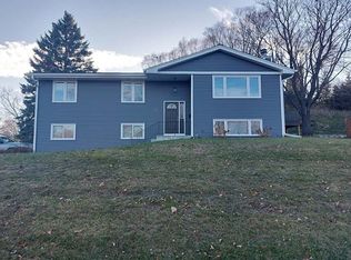 7331 Cleve Ave, Inver Grove Heights, MN 55076