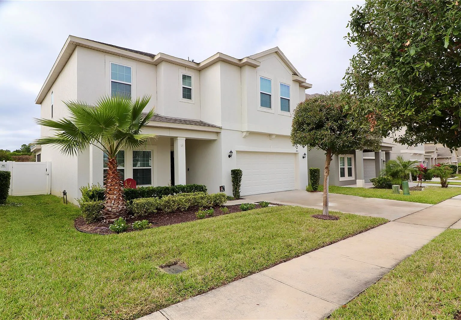 4 bed, 2624 sqft, $2,400 — Photo 1
