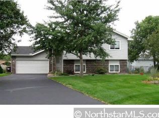11653 Nevada Ln, Champlin, MN 55316