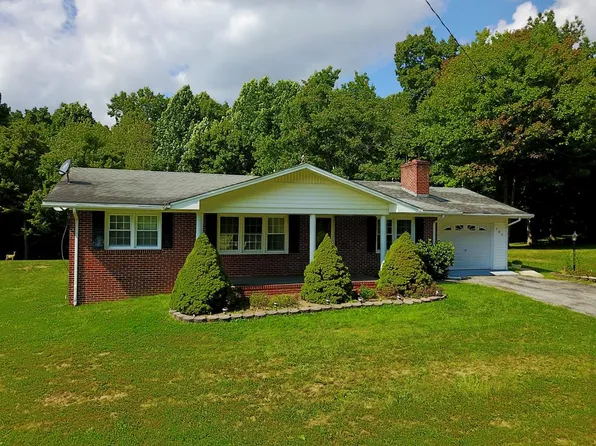 707 Cranberry Rd, Galax, VA 24333