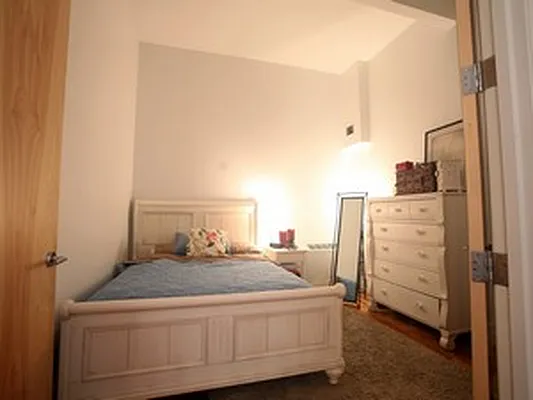 Rented by Corcoran | media 44