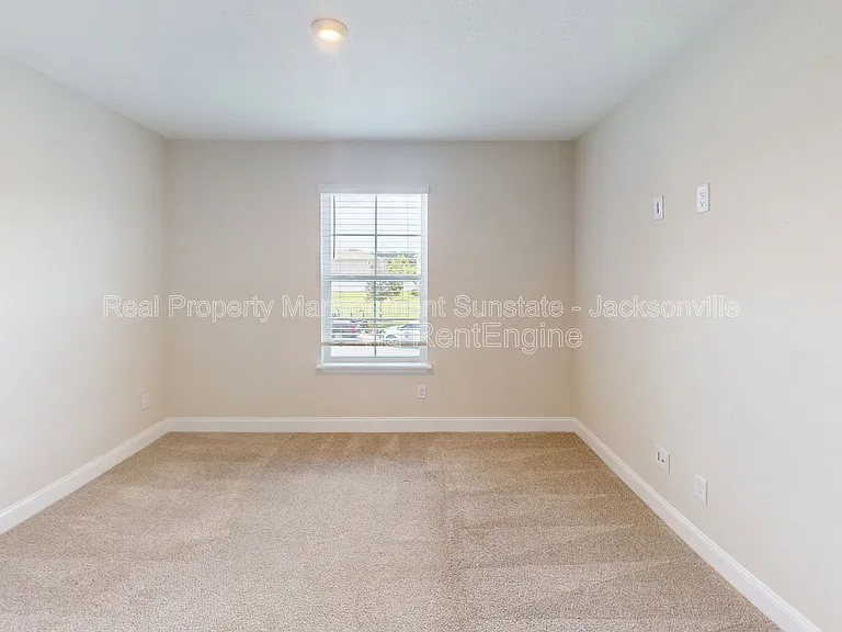 11979 Calvesta St — Photo 14