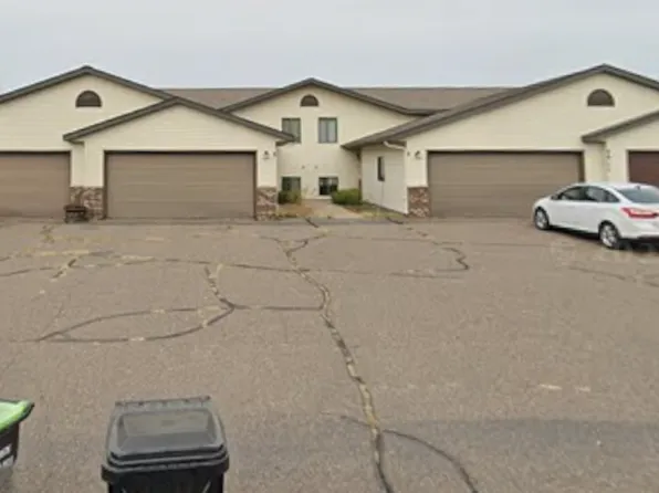 Niblett Bros- 2911 Edgewood, 2911 Edgewood Dr #4, Menomonie, WI 54751