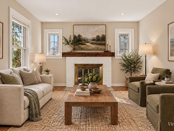 5th image of 45 Kensington Ave