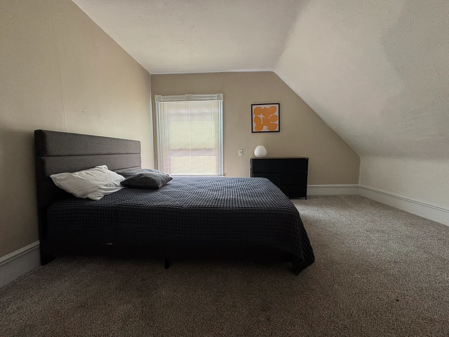 1 bed, $1,050 — Photo 1