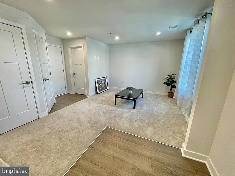1518 Wilmer Park Ln — Photo 5