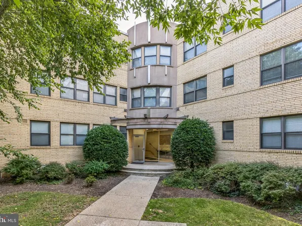 212 Oakwood St SE APT 115, Washington, DC 20032