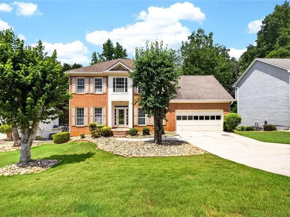 6971 Waters Edge Dr, Stone Mountain, GA 30087
