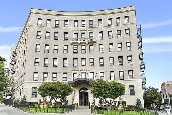 Sold by Compass | media 6