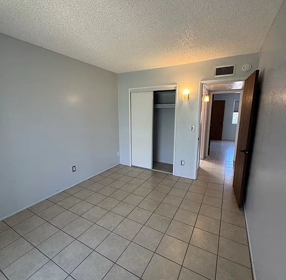 654 N Richey Blvd — Photo 12