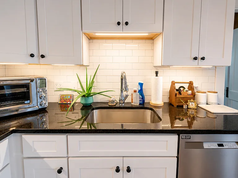 21 Madison St #2 — Photo 5