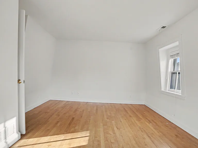38 W Morgan Ave — Photo 29