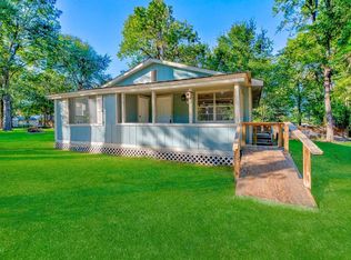 234 Lakeview Dr, Onalaska, TX 77360