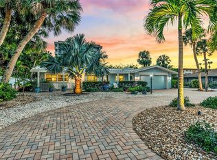5628 Cape Leyte Dr, Sarasota, FL 34242