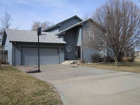 1st image of 3401 Dogwood Dr