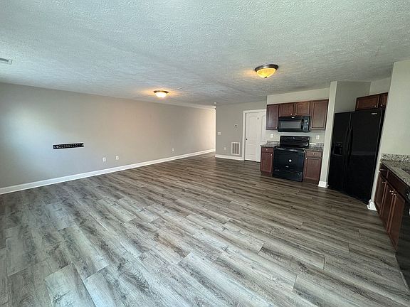 5th image of 1310 Providence Blvd NW