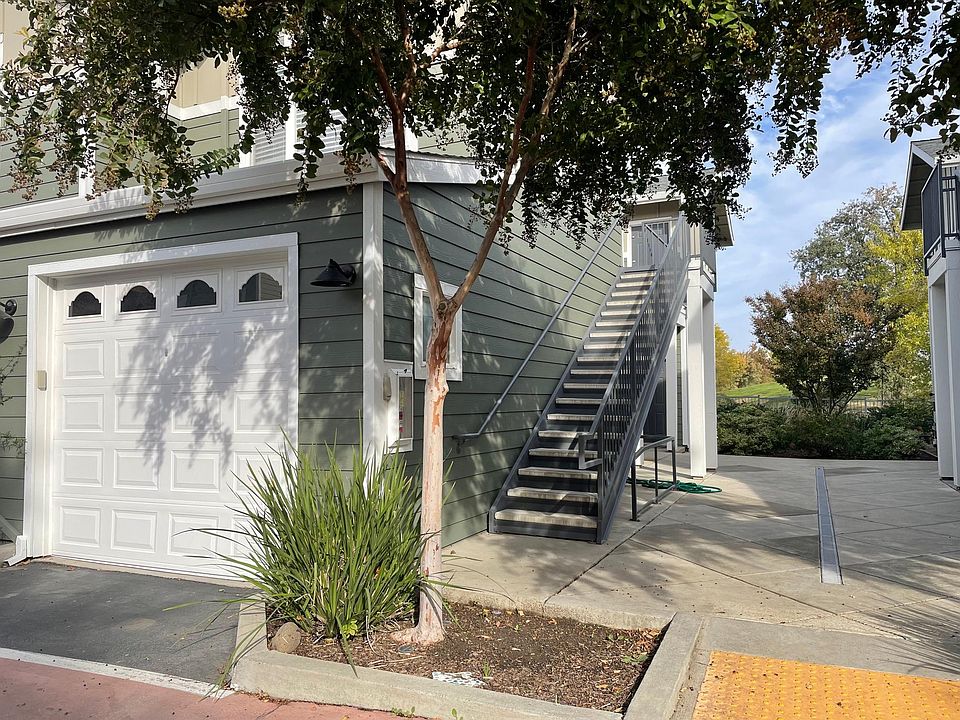 1st image of 1818 Moore Blvd APT 224