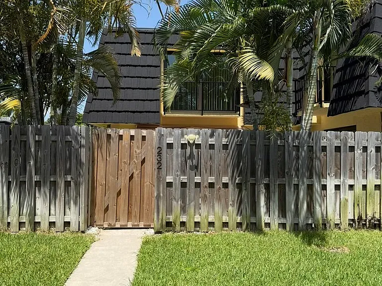 232 Woodland Rd — Photo 2