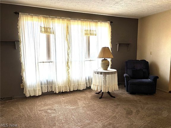 4th image of 43753 Columbiana Waterford Rd