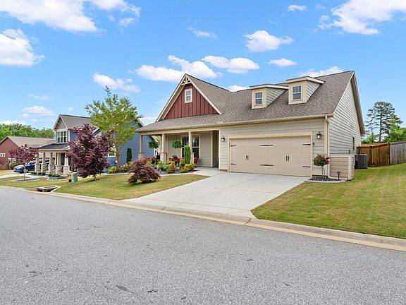 5th image of 108 Rolling Creek Ct