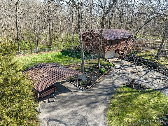 2nd image of 175 Julia Dr