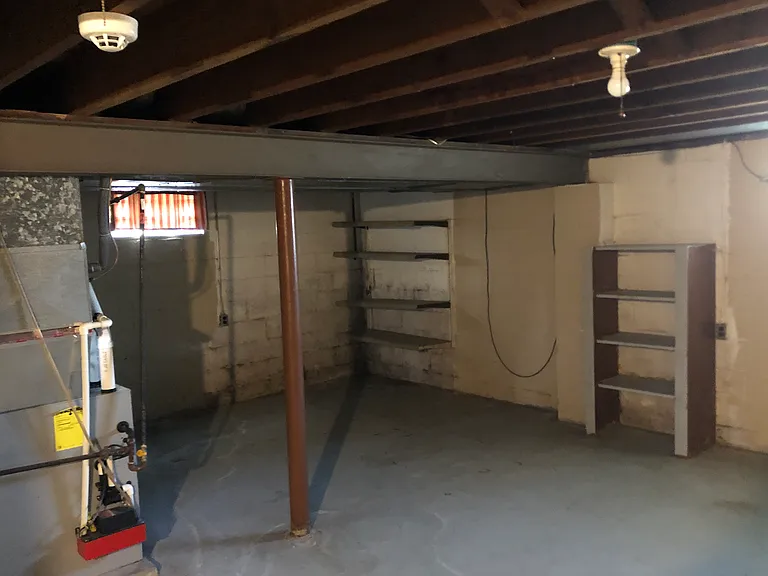 7 E Stewart Ave — Photo 18