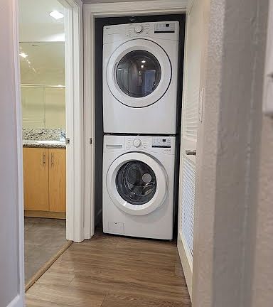 5th image of 12455 San Fernando Rd #220