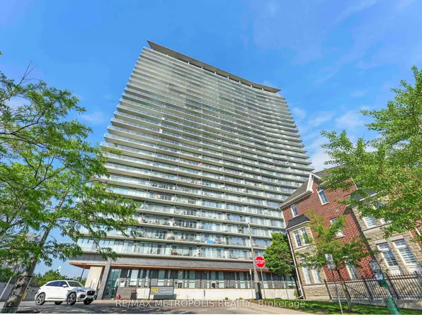 103 The Queensway #1414, Toronto, ON M6S 5B3