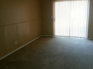 122 Lakeview Ct APT A, Louisville, TN 37777
