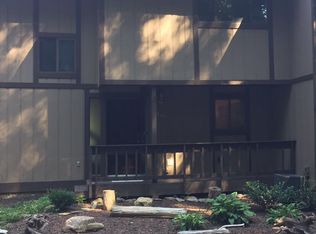 24200 Woodridge Cir, Bristol, VA 24202