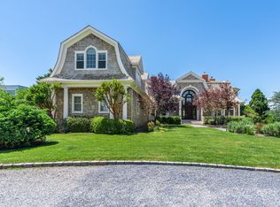 101 Jessup Ln, Westhampton Beach, NY 11978