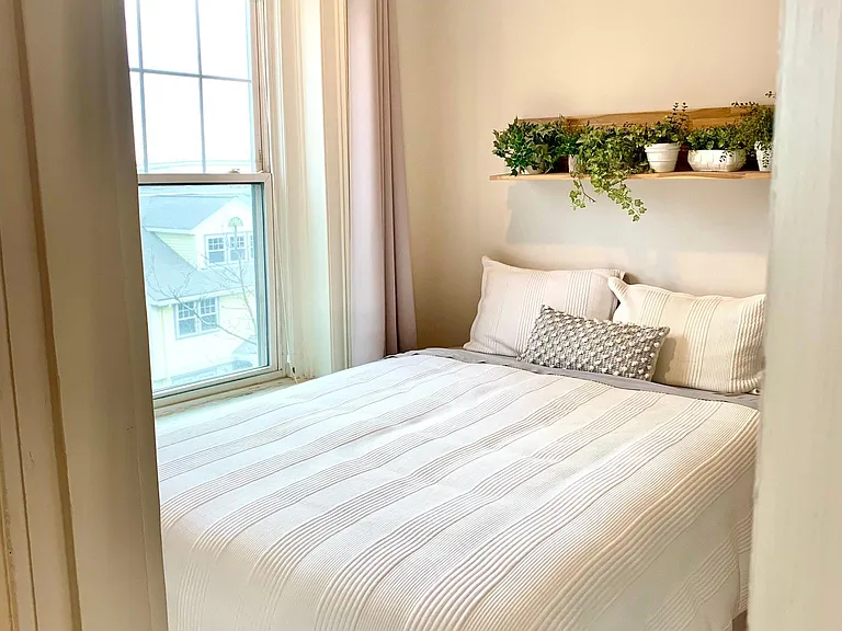 286 Bunker Hill St #3 — Photo 14