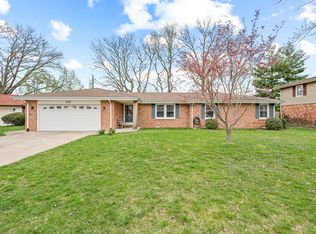 3185 Flintwood Dr, Columbus, IN 47203