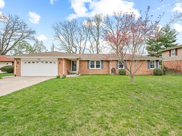 3185 Flintwood Dr, Columbus, IN 47203